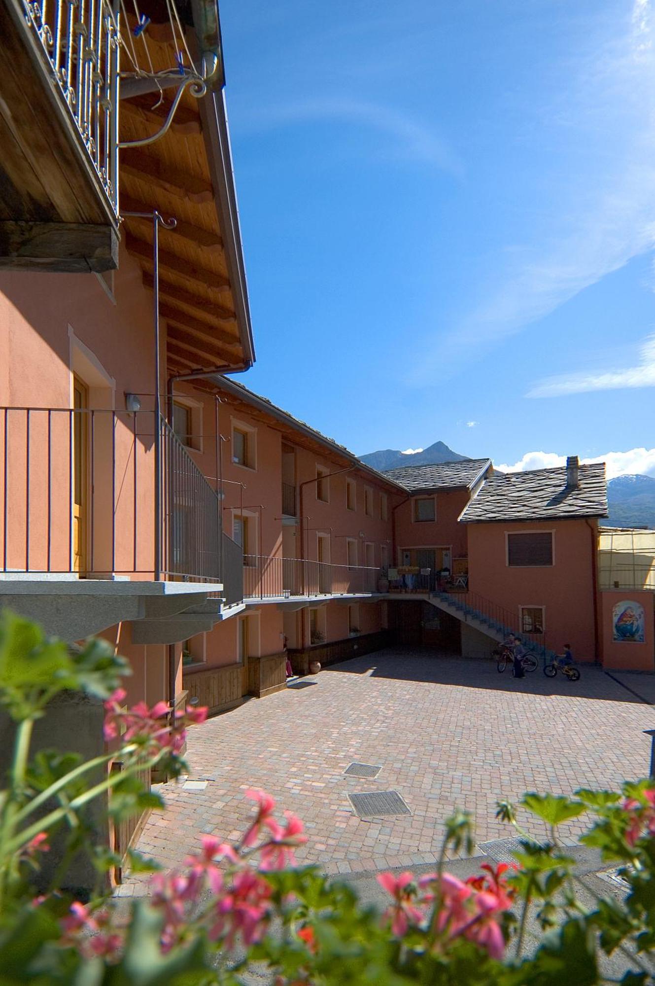 Lou Rose Villa Donnaz Exteriör bild