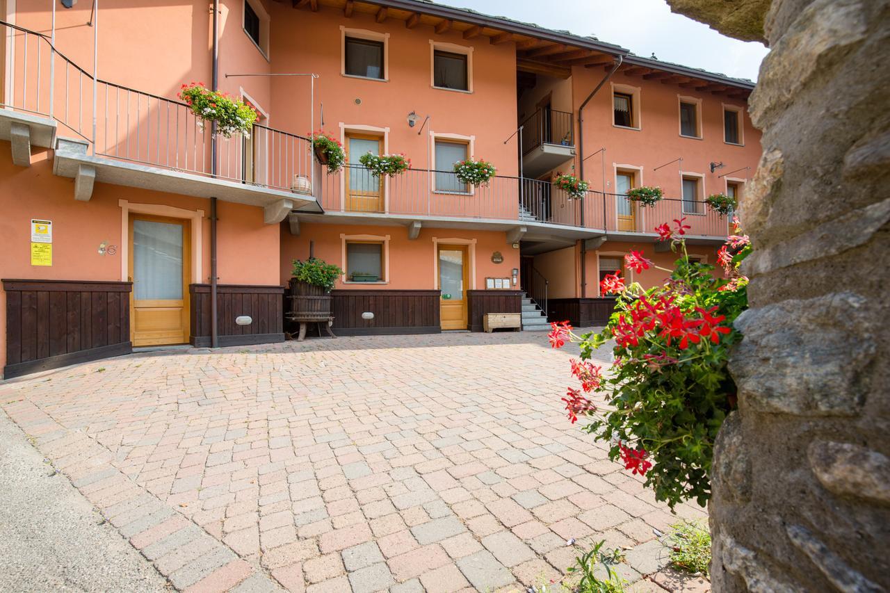 Lou Rose Villa Donnaz Exteriör bild