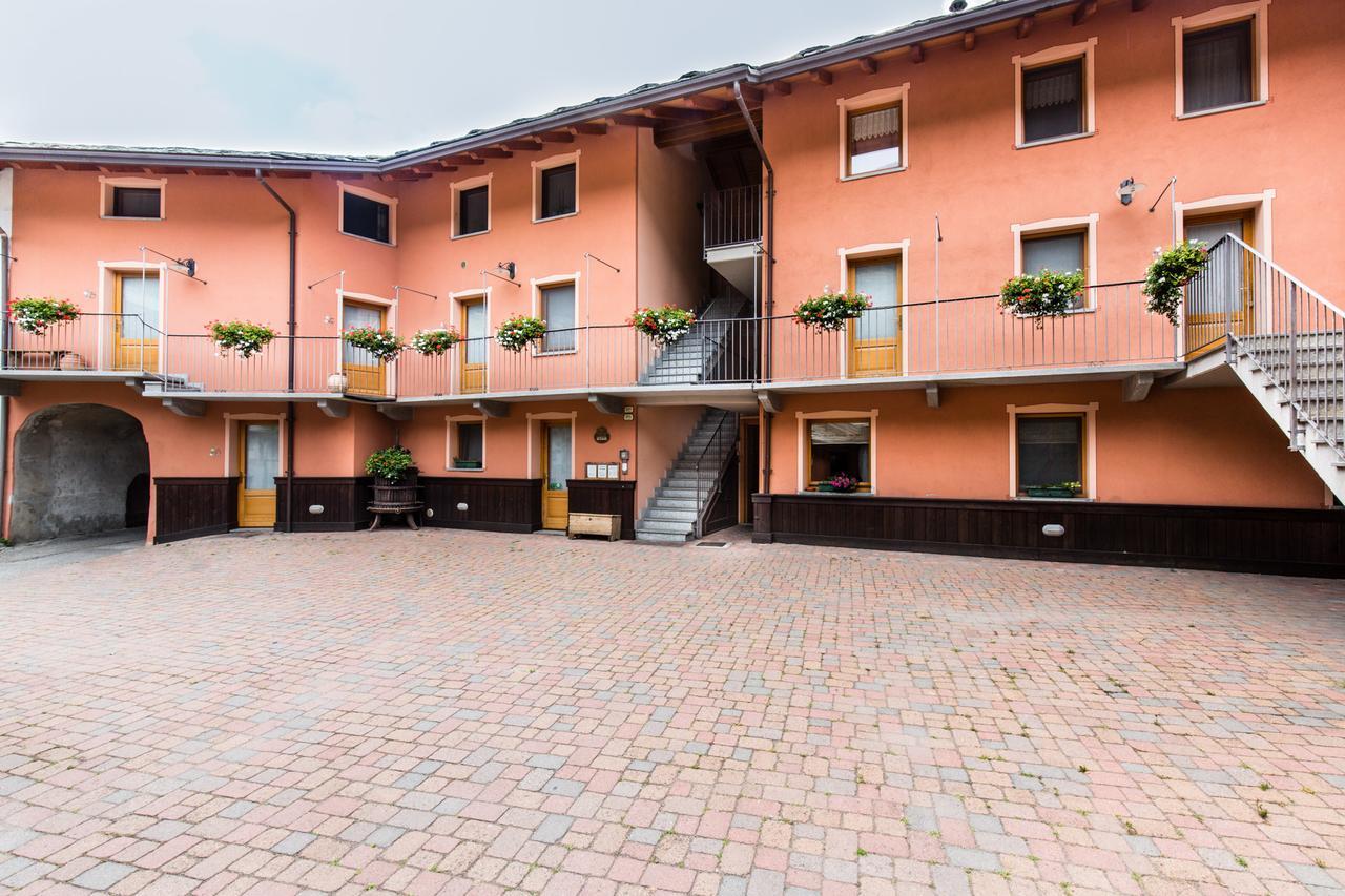Lou Rose Villa Donnaz Exteriör bild